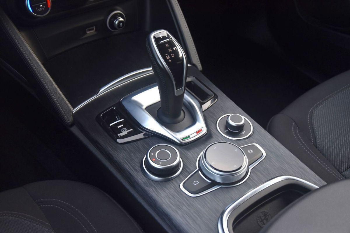 Alfa Romeo Stelvio Stelvio 2.2 Turbodiesel 190 CV AT8 Q4 Super Business (16)