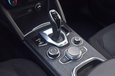 Alfa Romeo Stelvio Stelvio 2.2 Turbodiesel 190 CV AT8 Q4 Super Business (16)