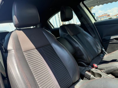 Alfa Romeo Giulietta 1.6 JTDm-2 Exclusive (12)