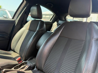 Alfa Romeo Giulietta 1.6 JTDm-2 Exclusive (13)
