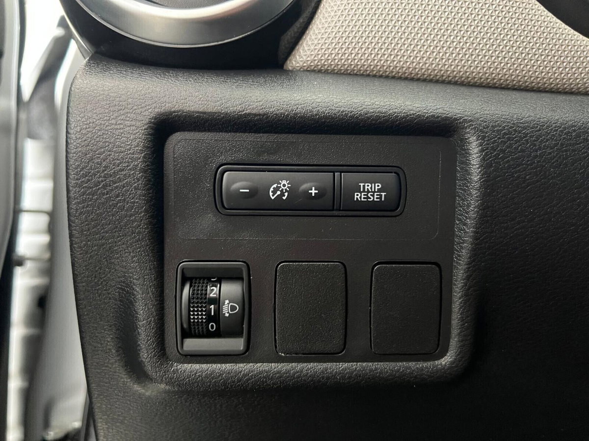 Nissan Micra 1.0 IG 12V 5 porte Acenta (12)