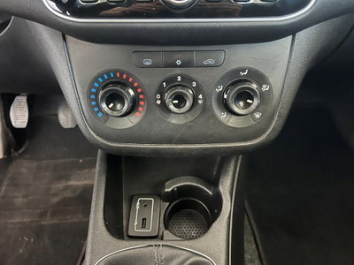 Fiat Punto 1.2 8V 3 porte Lounge (13)