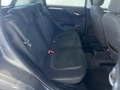 Fiat Punto 1.2 8V 3 porte Lounge (18)