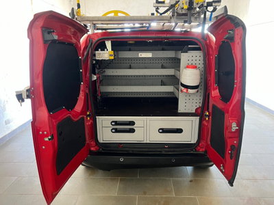Fiat Fiorino Furgone cargo 1.3 mjt 95cv Adventure (16)