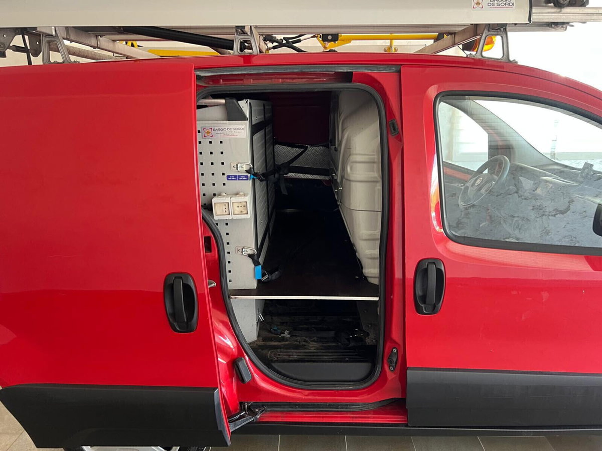 Fiat Fiorino Furgone cargo 1.3 mjt 95cv Adventure (17)