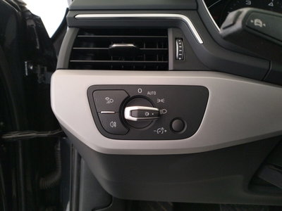 Audi A4 35 TDI/163 CV S tronic Business (12)