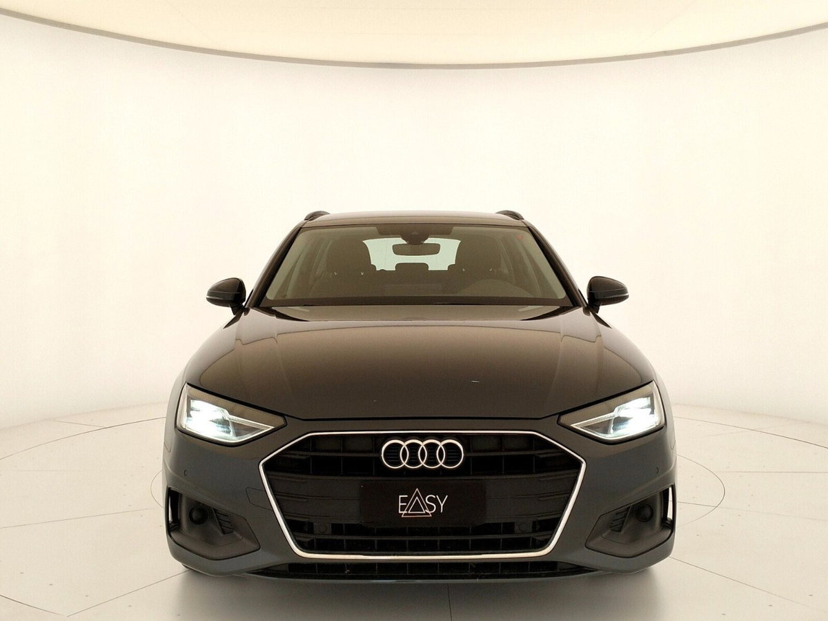 Audi A4 35 TDI/163 CV S tronic Business (2)