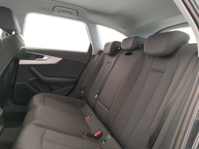 Audi A4 35 TDI/163 CV S tronic Business (8)