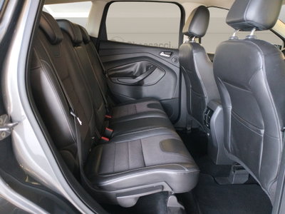 Ford Kuga 2.0 TDCI 150 CV S&S 4WD Powershift Titanium (12)