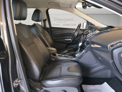Ford Kuga 2.0 TDCI 150 CV S&S 4WD Powershift Titanium (13)