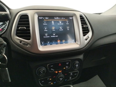 Jeep Compass 1.6 Multijet II 2WD Longitude (16)