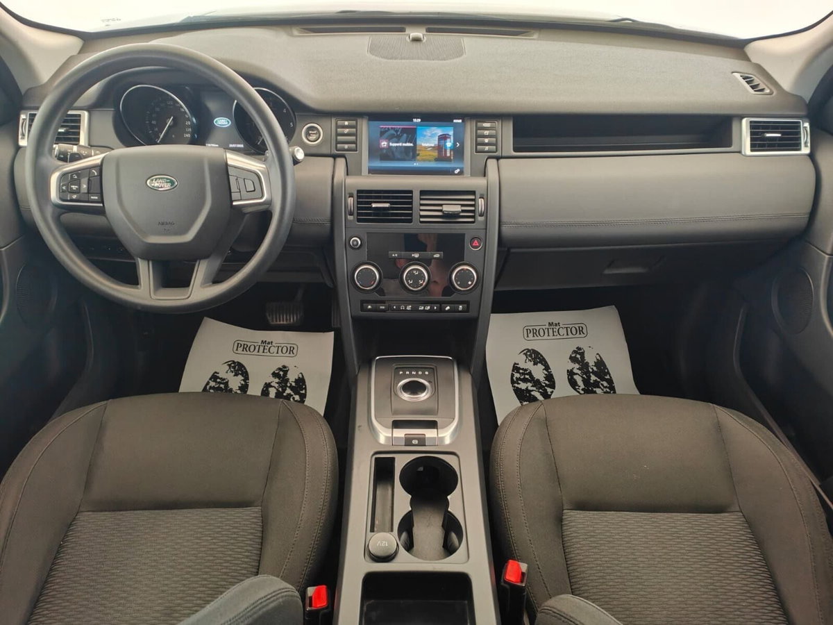 Land Rover Discovery Sport 2.0 TD4 150 CV Pure (8)