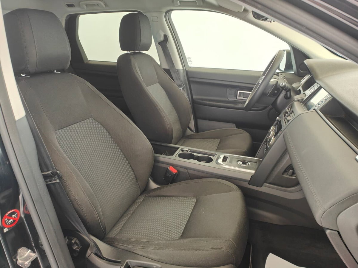Land Rover Discovery Sport 2.0 TD4 150 CV Pure (9)