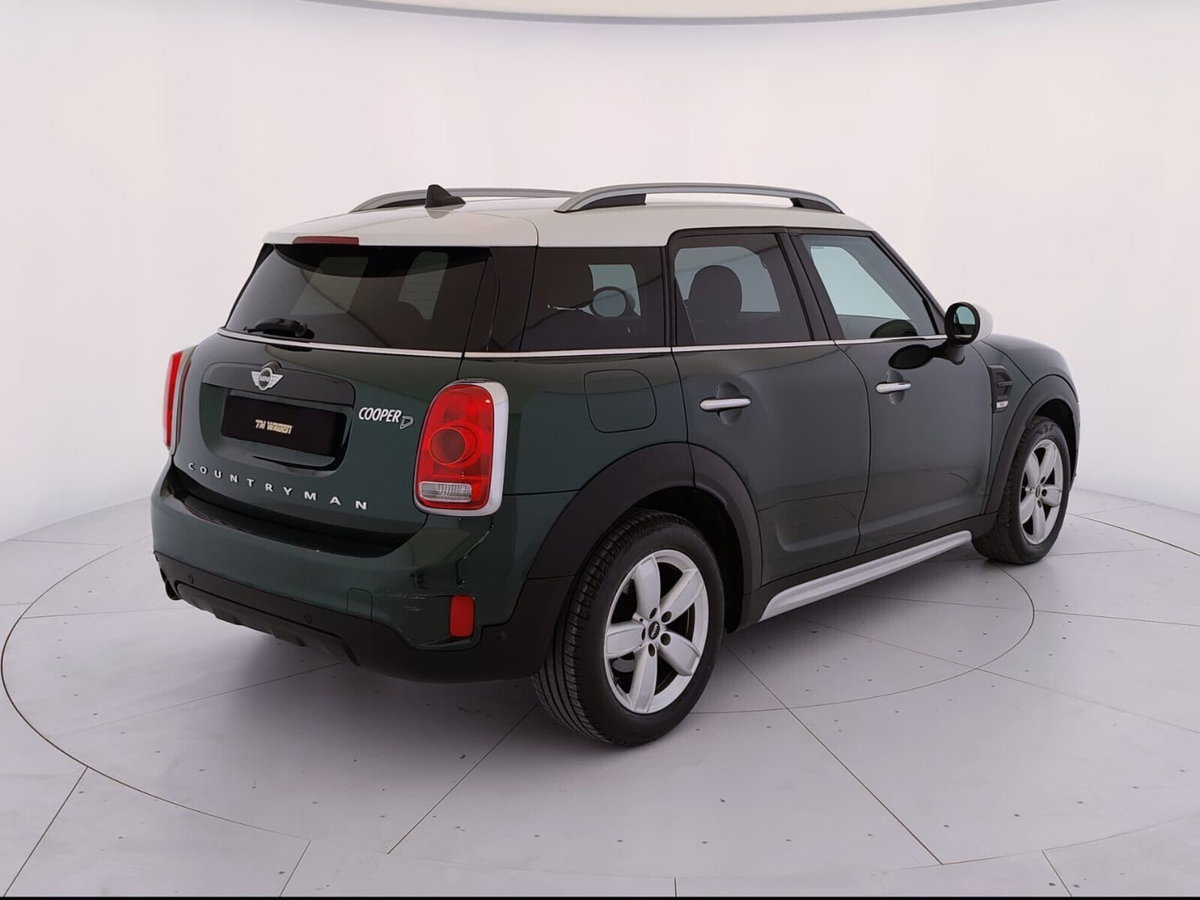 MINI Mini Countryman 2.0 Cooper D Business Countryman (6)