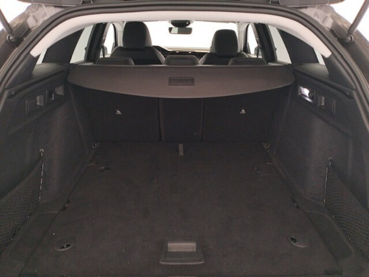 Peugeot 308 SW BlueHDi 130 S&S EAT8 Allure Pack (12)