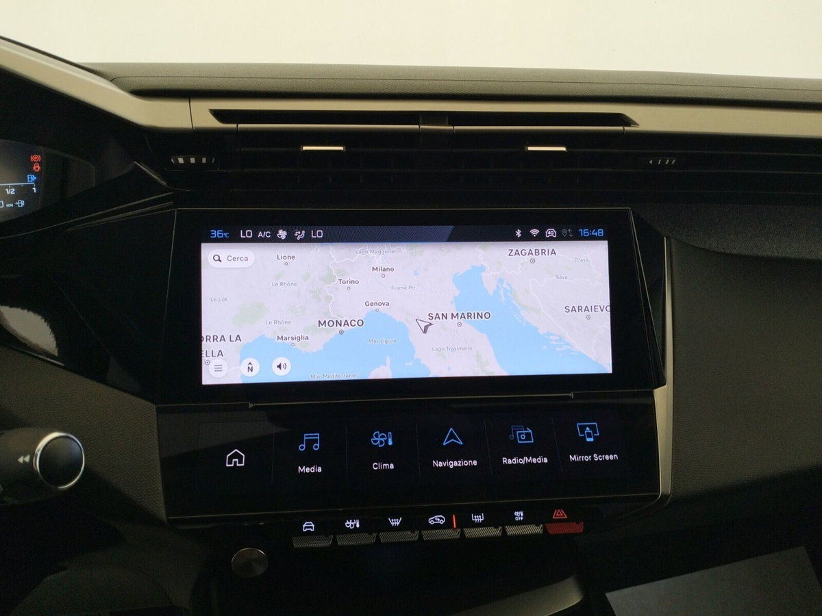 Peugeot 308 SW BlueHDi 130 S&S EAT8 Allure Pack (16)