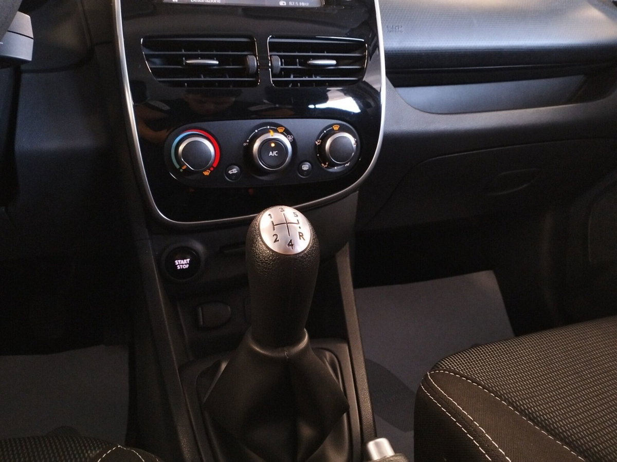 Renault Clio Sporter dCi 8V 90CV Start&Stop Energy Zen (13)