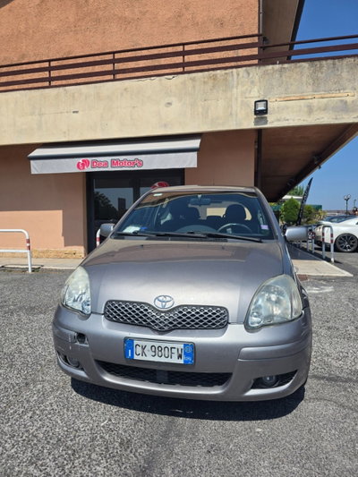 Toyota Yaris 1.3 3 porte Sol usata