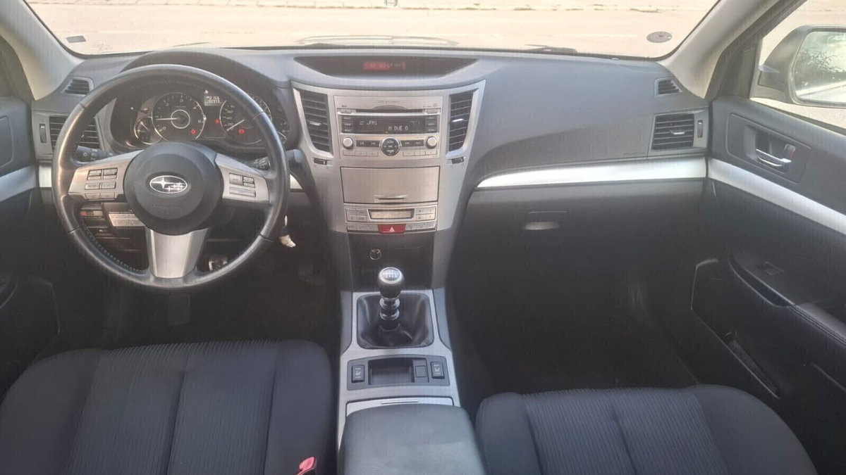 Subaru Legacy Station Wagon 2.0D SW Trend (12)