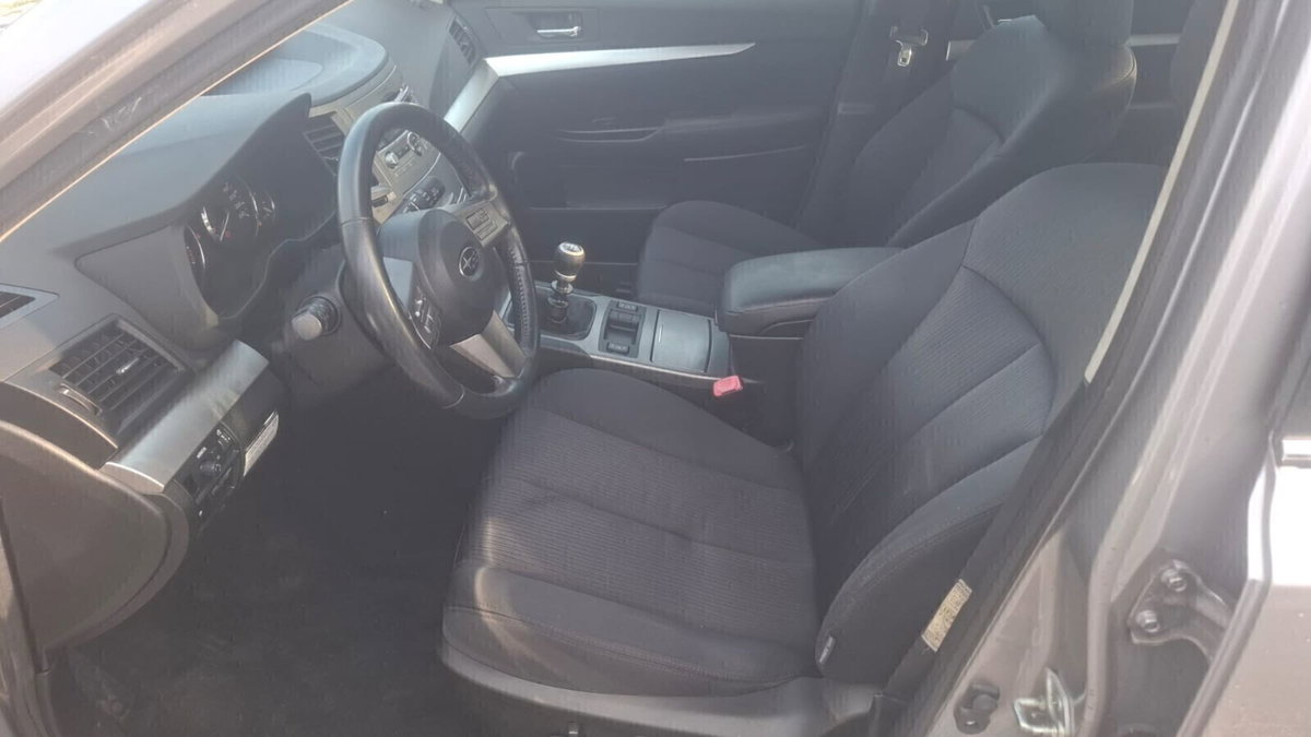 Subaru Legacy Station Wagon 2.0D SW Trend (20)