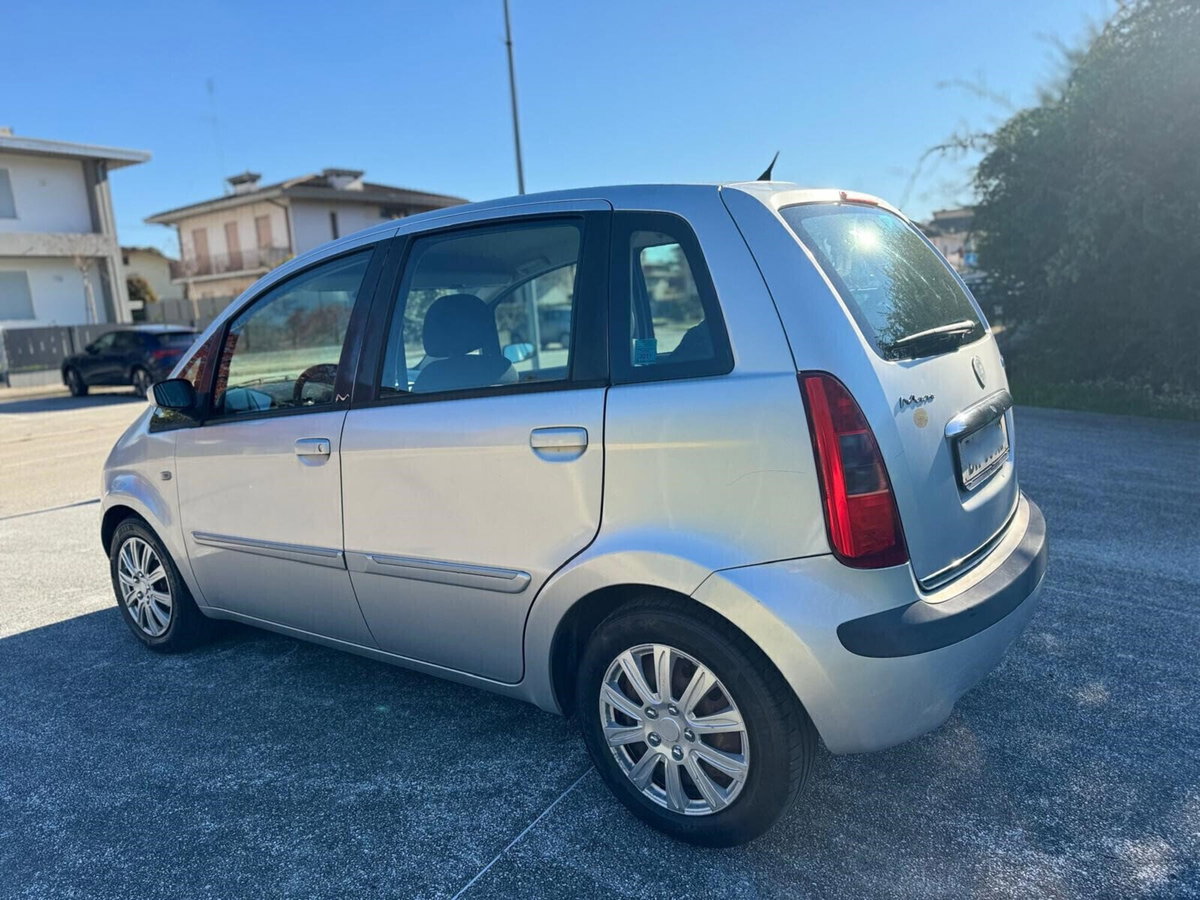 Lancia Musa Multijet Platino 100 (5)