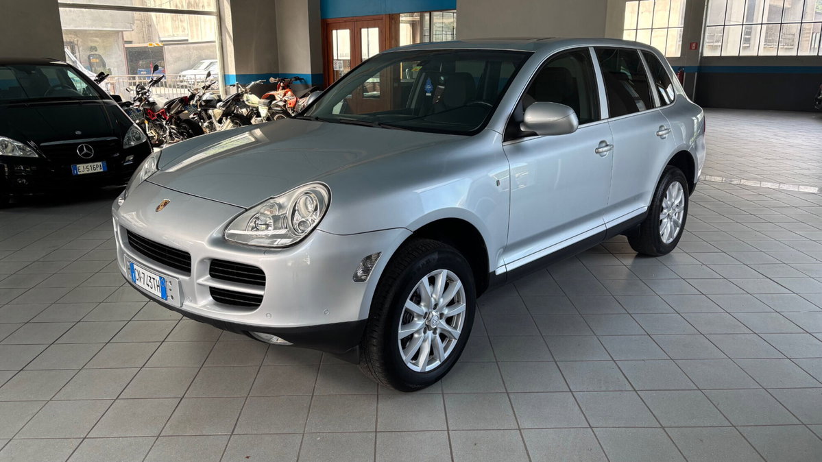 Porsche Cayenne 3.2 V6 cat