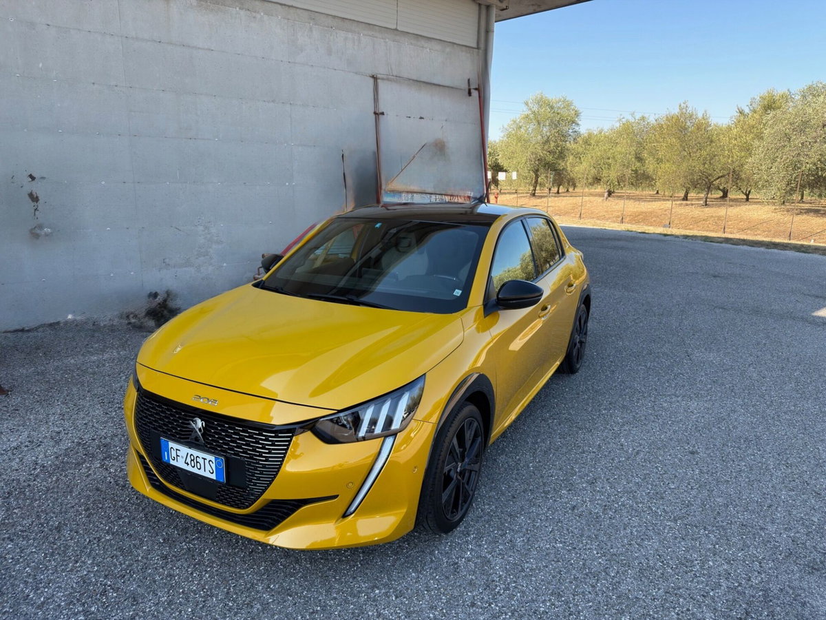 Peugeot 208 PureTech 100 Stop&Start 5 porte GT