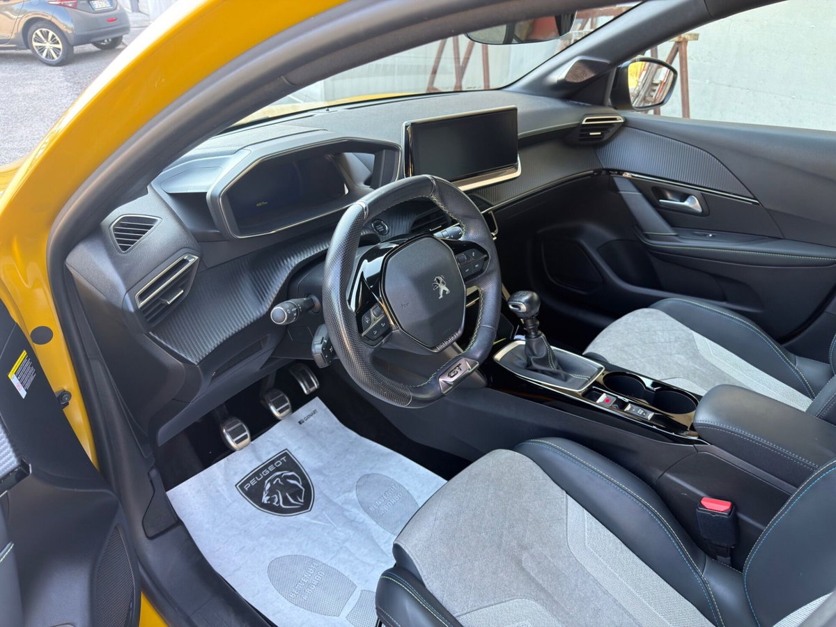 Peugeot 208 PureTech 100 Stop&Start 5 porte GT (12)