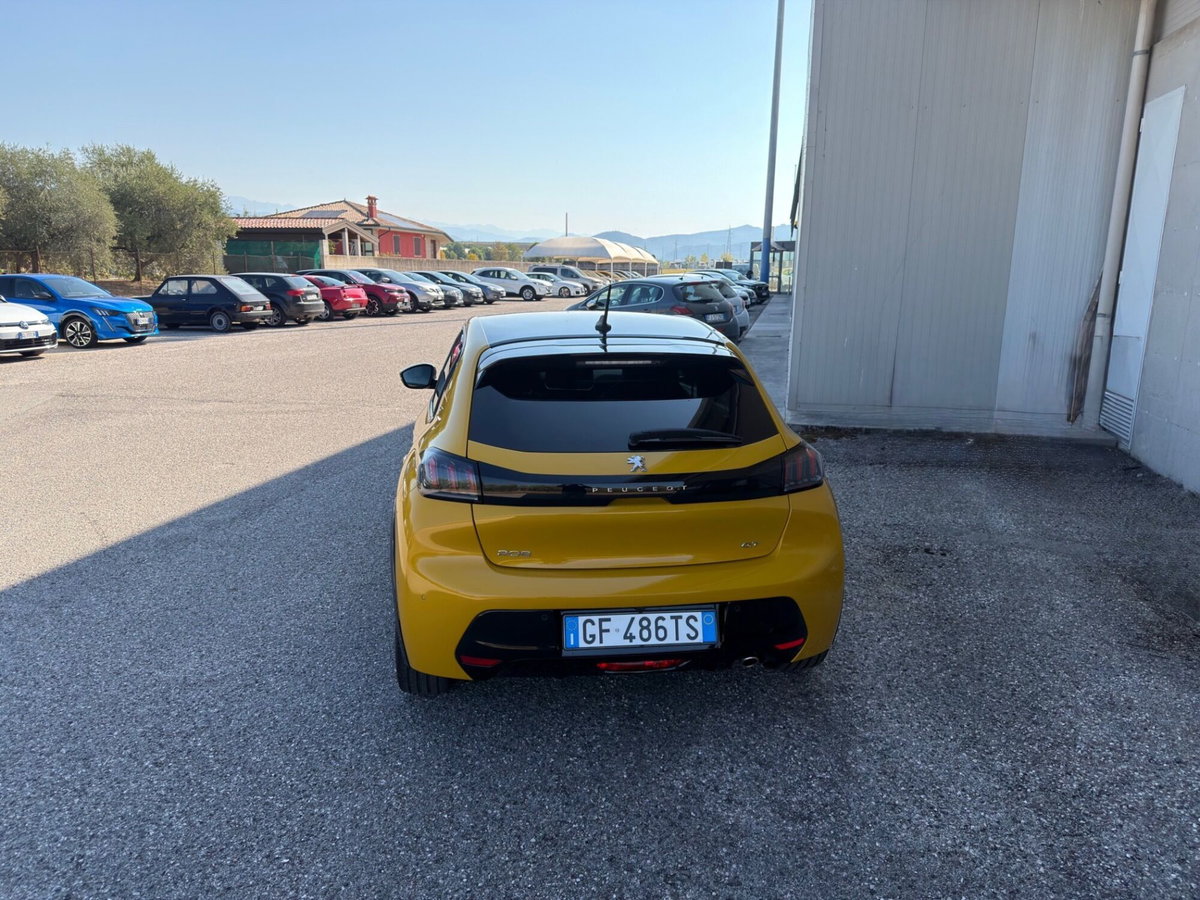 Peugeot 208 PureTech 100 Stop&Start 5 porte GT (4)