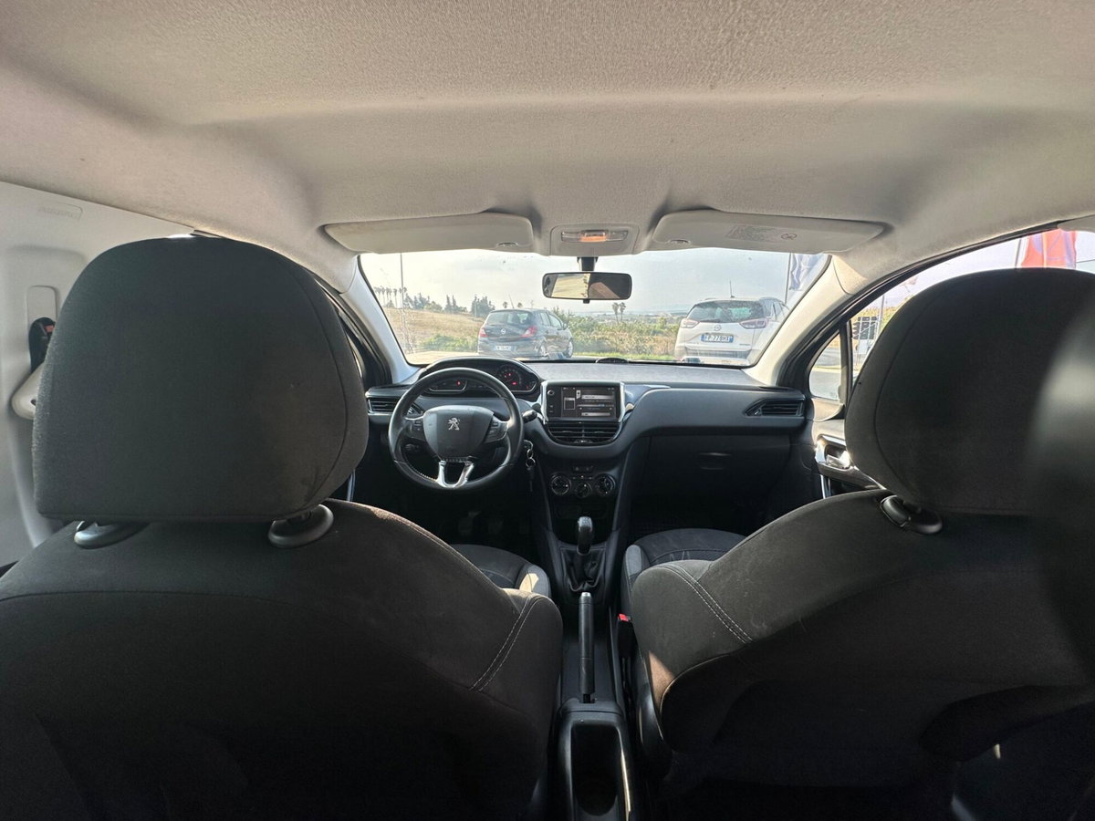 Peugeot 208 82 5 porte Allure (13)