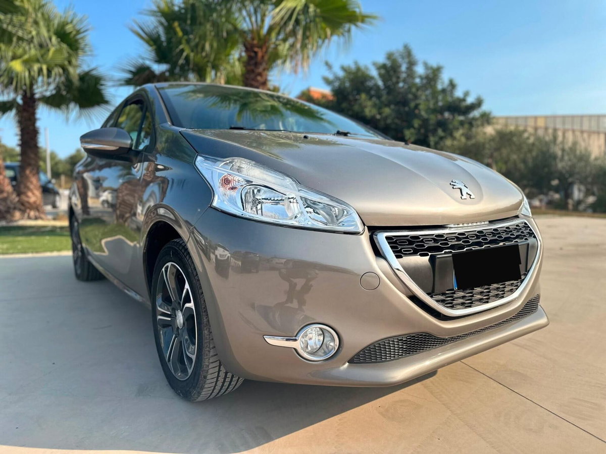 Peugeot 208 82 5 porte Allure (14)