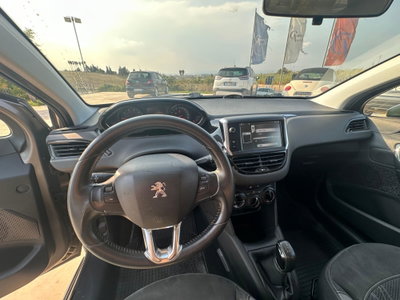 Peugeot 208 82 5 porte Allure (8)