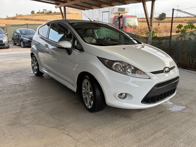 Ford Fiesta 1.6 TDCi 95CV 3 porte Individual usata