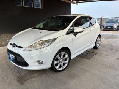 Ford Fiesta 1.6 TDCi 95CV 3 porte Individual (2)