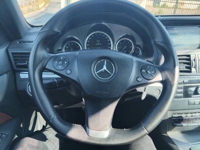 Mercedes-Benz Classe E Coupé 350 CDI Coupé BlueEFFICIENCY Avantgarde (14)
