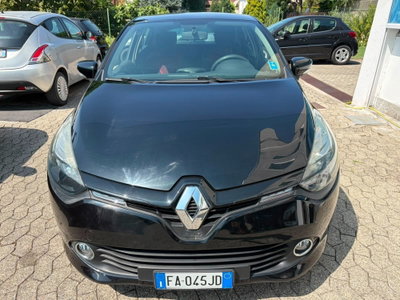 Renault Clio 1.2 75CV 5 porte Wave usata