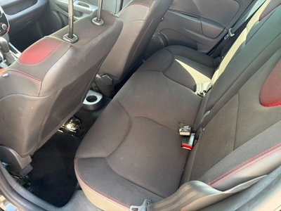 Renault Clio 1.2 75CV 5 porte Wave (9)