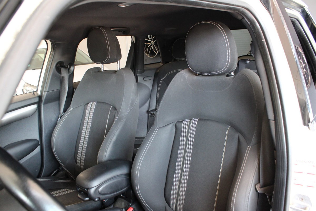 MINI Mini 1.5 One Hype 5 porte (10)