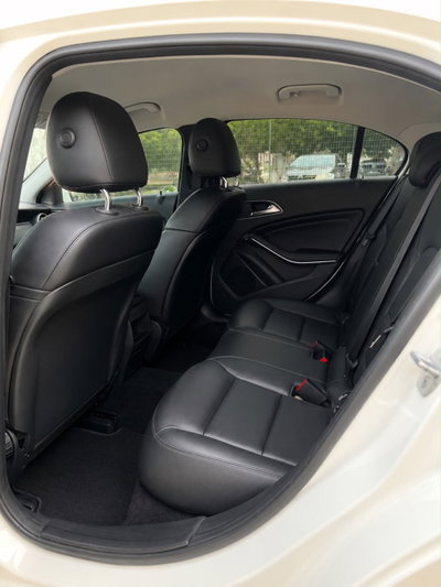 Mercedes-Benz Classe A 180 CDI Executive (6)