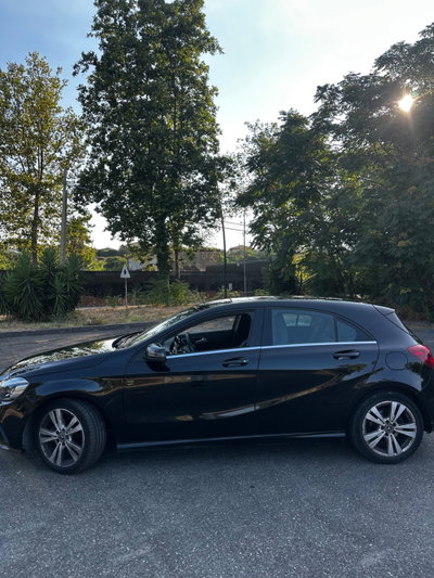 Mercedes-Benz Classe A 180 d Automatic Premium (3)