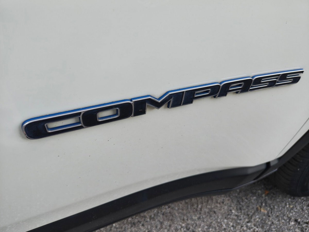 Jeep Compass 1.3 T4 190 CV PHEV AT6 4xe Longitude (12)