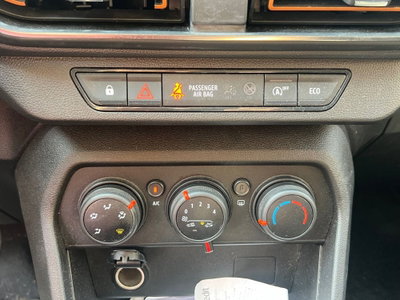 Dacia Sandero Stepway 1.0 TCe 100 CV ECO-G Comfort (12)