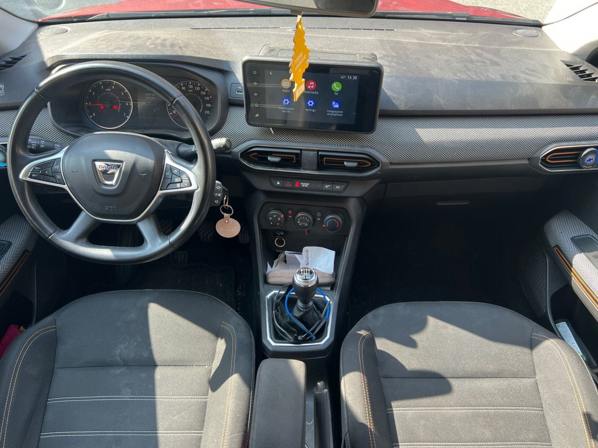Dacia Sandero Stepway 1.0 TCe 100 CV ECO-G Comfort (7)
