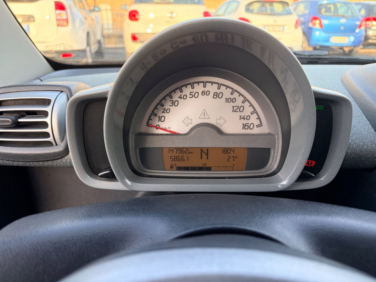 smart Fortwo 1000 52 kW coupé limited two (11)