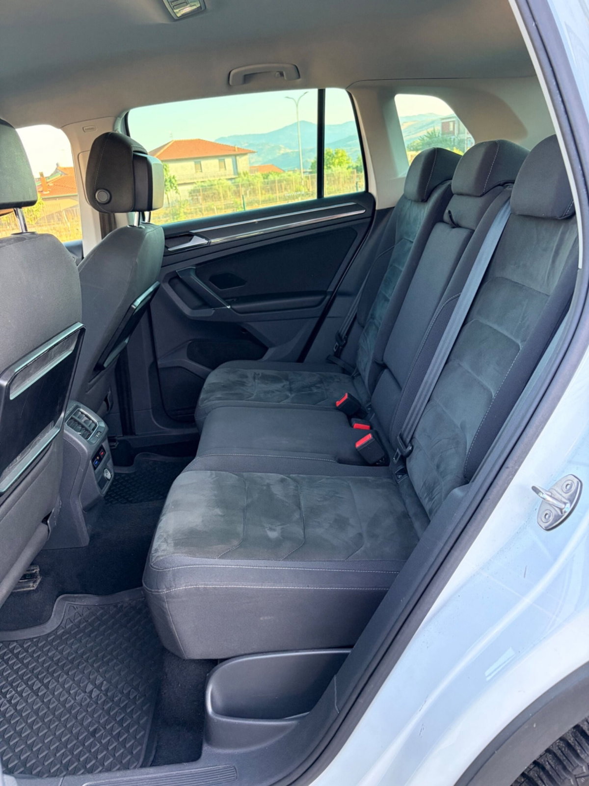 Volkswagen Tiguan 2.0 TDI SCR DSG Executive BlueMotion Technology (10)