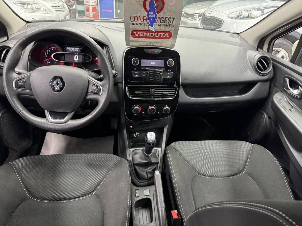 Renault Clio 1.2 75CV GPL 5 porte Wave (7)
