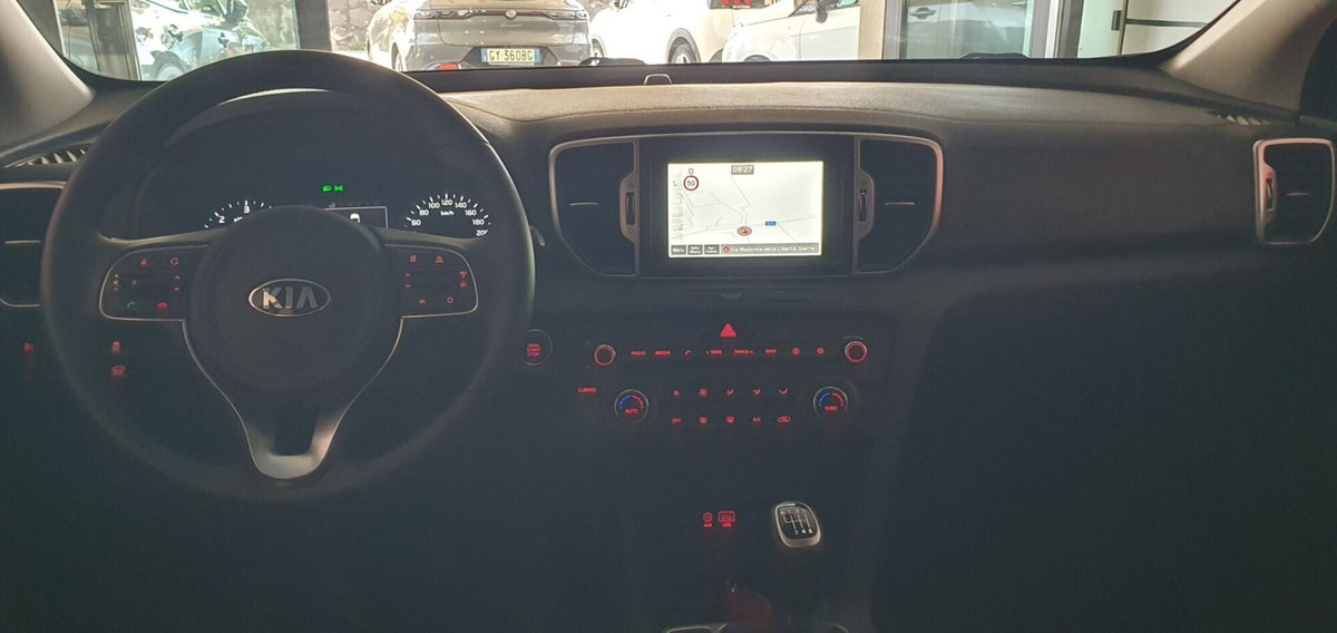 Kia Sportage 1.7 CRDI 2WD Style (15)
