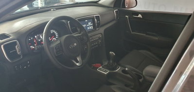 Kia Sportage 1.7 CRDI 2WD Style (2)