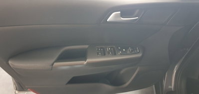 Kia Sportage 1.7 CRDI 2WD Style (3)