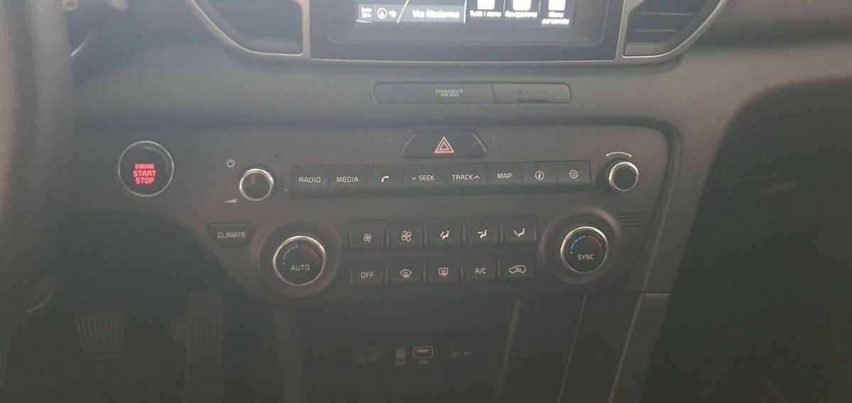 Kia Sportage 1.7 CRDI 2WD Style (6)